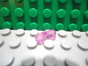 Lego mini figure 1 Trans Dark Pink friends accessories Sunglasses NEW - Picture 1 of 1