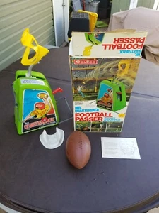 Coleco Mr. Quarterback Football Passer 1977 mit Box - Bild 1 von 15