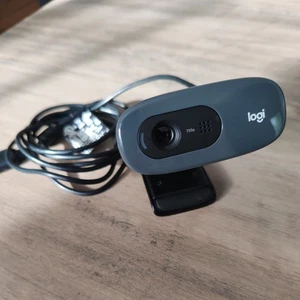 Logitech C270 HD - 720p/30fps - Widescreen Video Calling Webcam - Picture 1 of 6