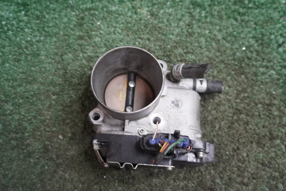 2009 2010 2011 MITSUBISHI Galant 2.4L THROTTLE BODY OEM 93K Miles 141846 - Image 1 of 4
