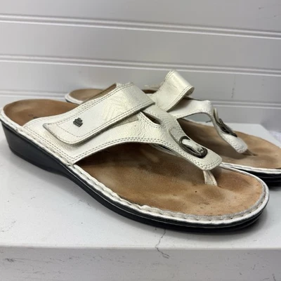 Finn Comfort Phuket Womens Size 10.5D Brown Beach Walking Outdoor Thong Sandals - Image 1 of 4