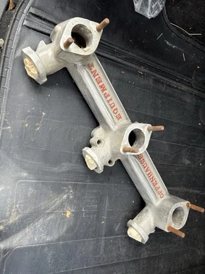 Offenhauser Colector de admisión triple carburador para motores Chevrolet 6 cilindros 216/235 Foto 1 de 2