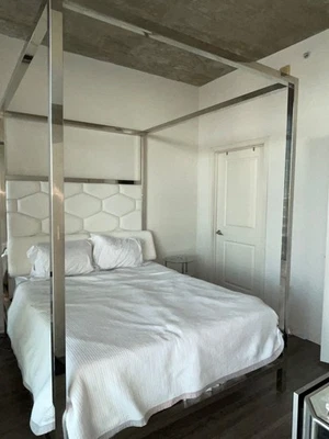 queen size canopy bed frame - Image 1 of 2