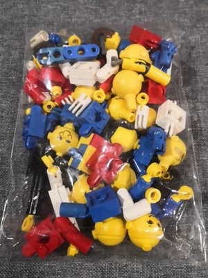 VINTAGE : LEGO LOT DE PERSONNAGES Ancien - Photo 1/4