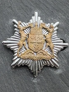 VERALTETES ORIGINAL CITY OF NOTTINGHAM FEUERWEHR Mützenabzeichen - Bild 1 von 2