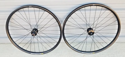 Ruedas de bicicleta 29" 700c Mavic EN427 sin gancho tubeless 6 pernos SRAM MTH XD eje pasante Foto 1 de 4