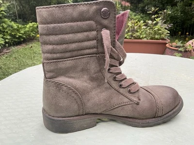 Botines de combate con cordones Roxy Garrison talla 7,5 Foto 1 de 4