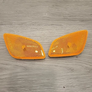 TYC Jeep Wrangler TJ 97-06 Side Marker Lights Pair Set Left & Right Light Lense - Picture 1 of 4