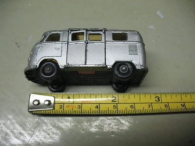 VOLKSWAGON CAMPER LESLEY No. 34 INTERIOR PLATA Y NARANJA MUY BONITO INGLATERRA  Foto 1 de 4