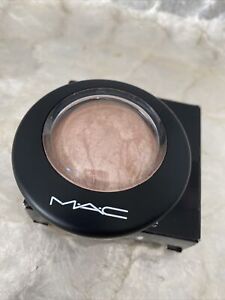 GENUINE MAC Mineralize Skinfinish Soft & Gentle Highlighting Face Powder 10g NEW