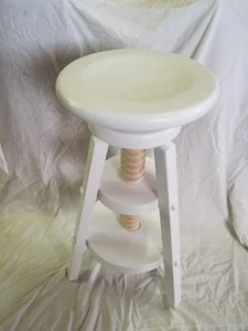 TABURETE de madera. Rosca. De 70 a 90 cm. de altura. Color blanco - Foto 1 di 6