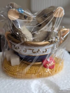 Charming Tails Collectible Figurine: You Are My Cup Of Tea by Fitz & Floyd - Picture 1 of 8