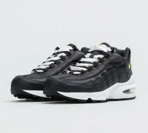 NUEVO Nike Air Max 95 Antracita Amarillo GS Talla 4.5Y 905348-028 ENVÍO RÁPIDO - Imagen 1 de 4