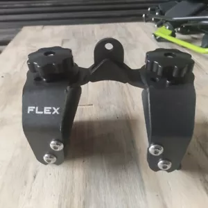 Close Grip Multi-Handle Adjustable Gym Cable Attachment DISCOUNTED - RRP 109.95 - Picture 1 of 3