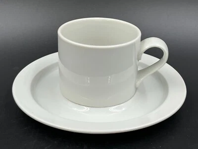 Dansk Bistro全白咖啡杯和碟子日本 — 第 1/4 张图片