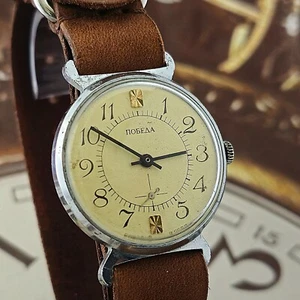 Orologio Vintage URSS Pobeda 2602 Quadrante Giallo Orologio 15 Gioielli Cassa Granchio Sovietico - Foto 1 di 16