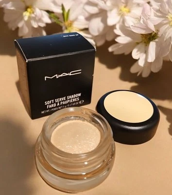 Mac "BEST MAKE UP" Soft Serve Shadow NEW - Image 1 of 4