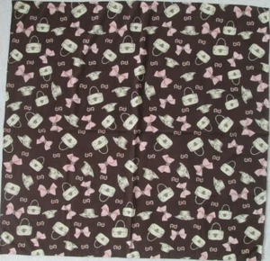 -Superbe Foulard ETIENNE AIGNER soie TBEG vintage 84 x 85 cm - Picture 1 of 4