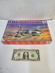 RARE ESC9007  Esci 1/72 F-104 G/S Starfighter WWWEB10109689, Complete, No Decals - Picture 1 of 3