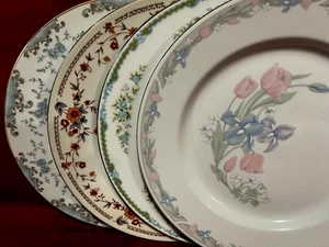 Vintage Mismatched China Set Of 4 Floral Dinner Plates - Picture 1 of 2