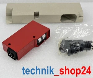 LEUZE SENSOR IRK 92/4-400S con conector - NUEVO - ¡EMBALAJE ORIGINAL!!! - Imagen 1 de 5