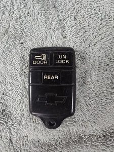 USED OEM GM GMC TRUCK SUV KEYLESS REMOTE FOB TRANSMITTER 15955516 - TESTED - Picture 1 of 3