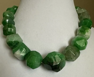 Collar LUC Grueso Teñido Verde Ágata Graduada Plata 925 Cierre de Palanca “TAL CUAL” Foto 1 de 4