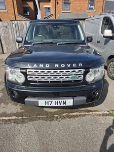 Land Rover Discovery 4 2011 HSE - Starts & drives. Engine has a knocking sound. - Picture 1 of 24