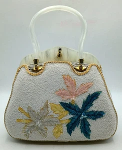 Vintage Unmarked Adele? Beaded Flowers Purse Wicker Handbag White Lucite Handles - Picture 1 of 24