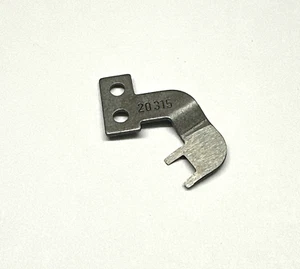 PFAFF 3114 ; 3116 SEWING MACHINE KNIFE   91-020 315-05 , 20315 - Picture 1 of 3