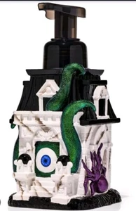 New Bath & Body Works HAUNTED HOUSE HALLOWEEN Foaming SOAP DISPENSER - Picture 1 of 1