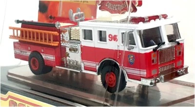 Code 3 Collectibles 1/64 Scale 02451 Seagrave Fire Engine #96 Houston Red/White - Photo 1/4