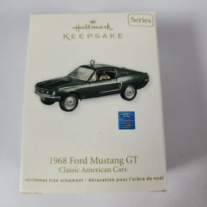 1968 FORD MUSTANG GT - PUNZE ANDENKEN WEIHNACHTSSCHMUCK - NEU IM KARTON - Bild 1 von 4