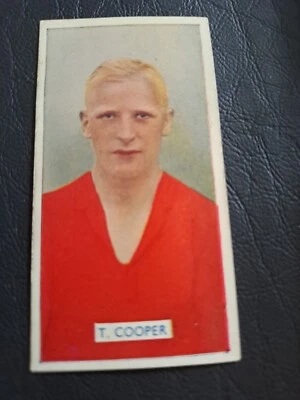 (B108) CARRERAS, FAMOUS FOOTBALLERS, T, COOPER, LIVERPOOL 1935  # 24 - Image 1 of 2