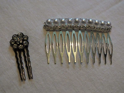 Hermoso conjunto de peine para joyería para el cabello 2 peines de imitación transparentes tono plata y negro perla Fx Foto 1 de 2