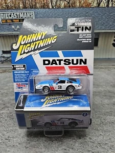 2024 JOHNNY LIGHTNING 1981 DATSUN 280ZX BRE TRIBUTE STORAGE TIN - Picture 1 of 3