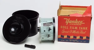 Yankee Standard Roll Film Tank w/ Speed-o-Matic Reel; NOS for 35mm 127 120 620 + - Picture 1 of 6