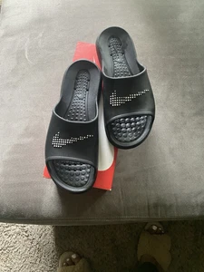 Nike Victori One Shower Slide - Shower Slides - Comfortable Men's Slides - Quick - Picture 1 of 4