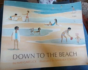 DOWN TO THE BEACH TJ 2233 MAY GARELICK 1st Paperback Printing 1974 Scholastic - Picture 1 of 14