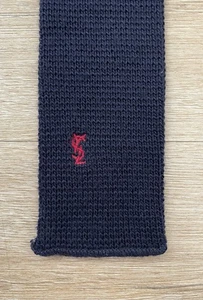 Corbata ajustada de diseñador Yves Saint Laurent YSL Paris vintage tejida azul oscuro - Imagen 1 de 7