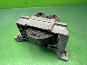 FORD TRANSIT CONNECT Mk2 Engine Mount Right Front 1.6 TDCI AV61-6F012-FA 13-19 - Picture 1 of 4