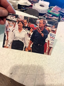 Linen Postcard George and Laura Bush running for President adv. - Picture 1 of 3