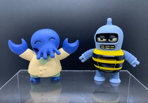 Futurama Toynami Tineez Vinyl Figures - Lot Of 2 Blue Zoidberg and Bender Bee Cover