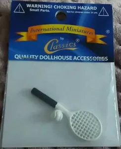Miniature Dollshouse Accessories Tennis Racket & Tennis Ball White 1:12th Scale - Picture 1 of 1