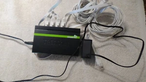 TrendNET Green Net 5 Ethernet Ports 2 prong power plug  With Cables - Picture 1 of 5