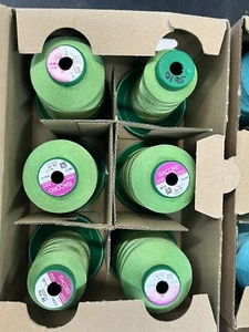 Isacord Embroidery Machine Polyester Thread 5000M (6 Spools Color #5610) - Picture 1 of 1