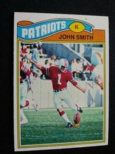 1977 Topps Football Card # 499 John Smith - New England Patriots