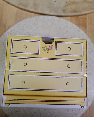 Vera Bradley 婴儿系列荷叶边紧身衣,Lilli Bell 6-9 个月,全新带盒 — 第 1/4 张图片