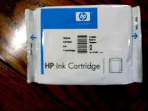 ** Sealed Pack **  HP 940 Yellow  Ink Cartridge C4904A Genuine   - Picture 1 of 3