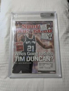 Tim Duncan Signed Autograph Slabbed Sports Illustrated Magazine Beckett Spurs - Picture 1 of 3